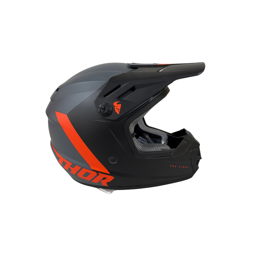 Thor Youth Sector Chev Helmet