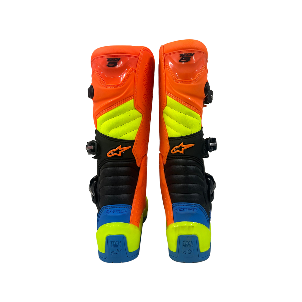 Tech 5 Boots by Alpinestars | Size 9/43