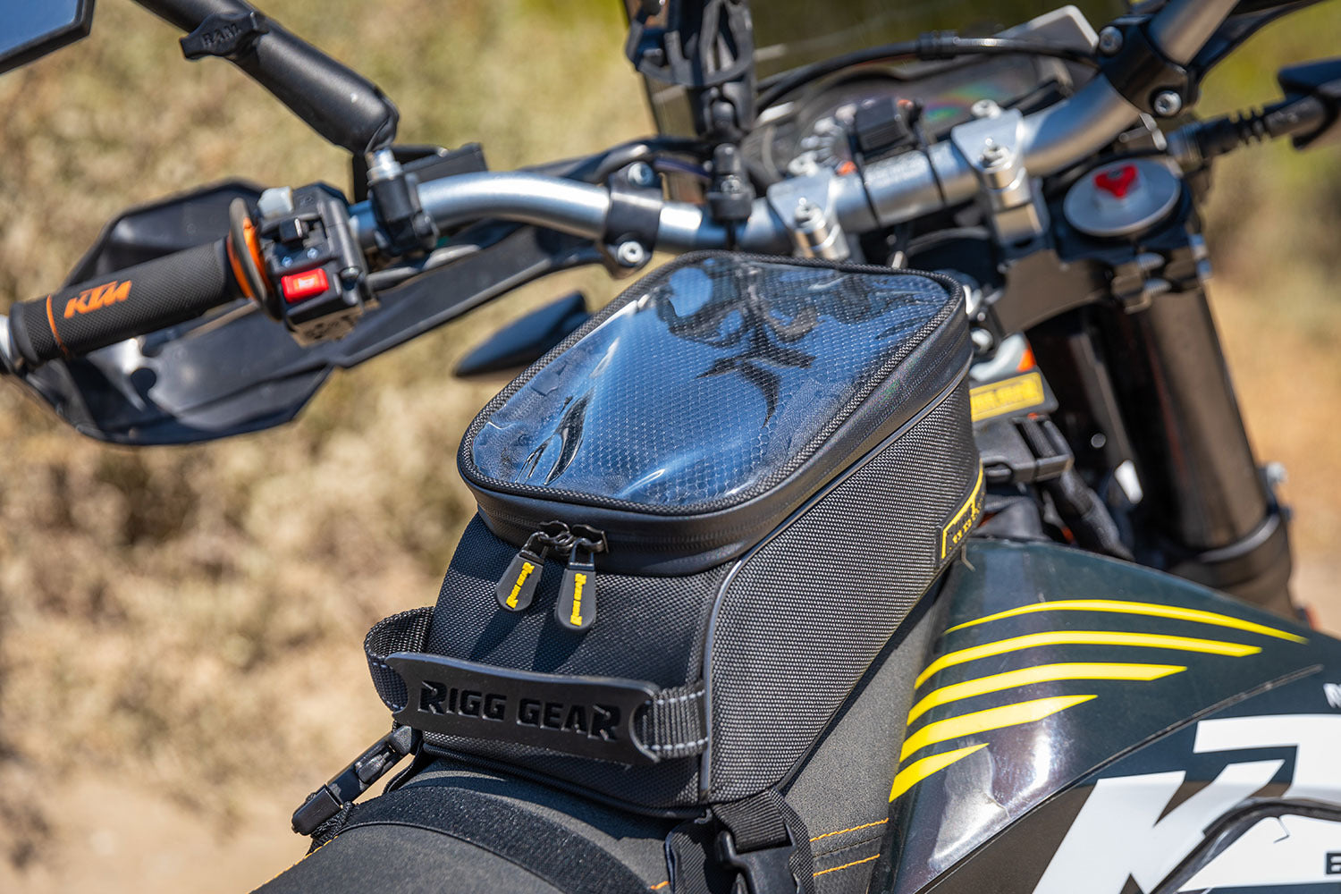 Trails End Lite Tank Bag 4.4L Black